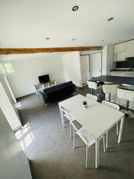Chez Leo III Apartment Bollene Bagian luar foto